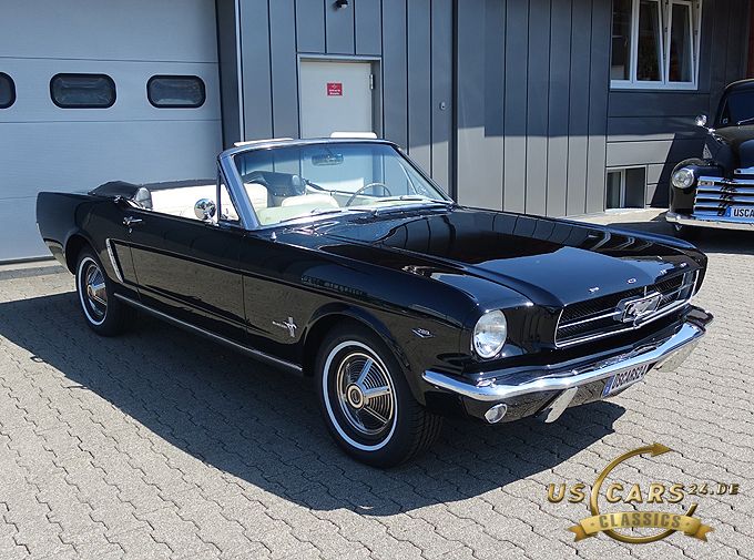 FORD - Mustang Cabrio